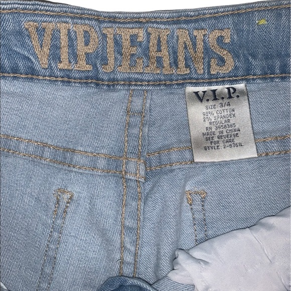 VIPJeans Distressed Denim Cropped Clamdigger Capri 3/4 NWOT - Picture 4 of 4